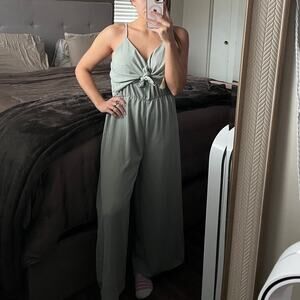 Mustard Seed Sage Green Spaghetti Strap V Neck Front Wrap Romper Size Large